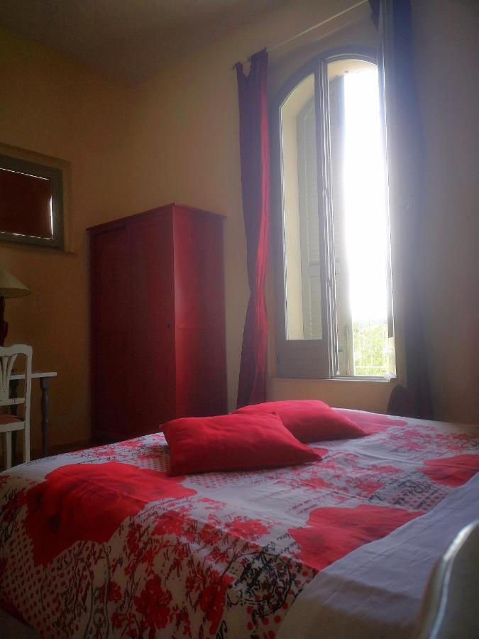 Sogno D'Oro B&B Поджібонсі Екстер'єр фото