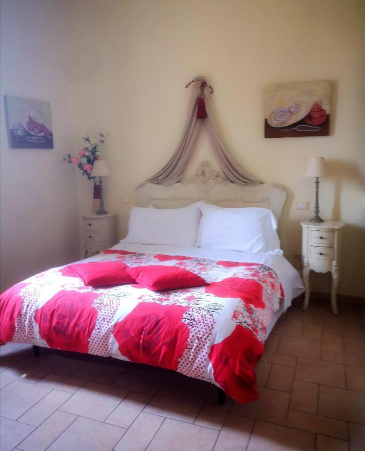 Sogno D'Oro B&B Поджібонсі Екстер'єр фото