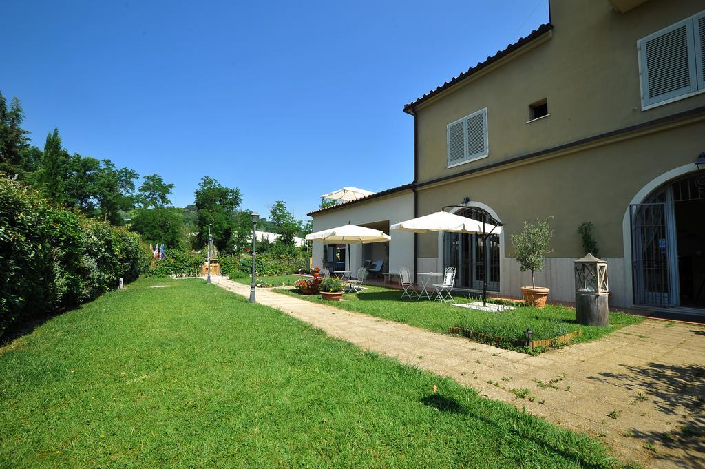 Sogno D'Oro B&B Поджібонсі Екстер'єр фото